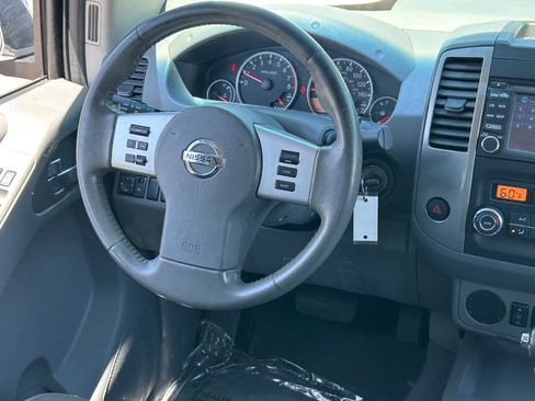 Used 2019 Nissan Frontier SL RWD image 17