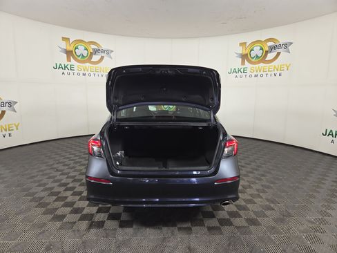 Used 2025 Honda Civic Sport image 32