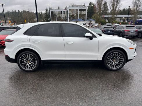 Used 2021 Porsche Cayenne S image 4