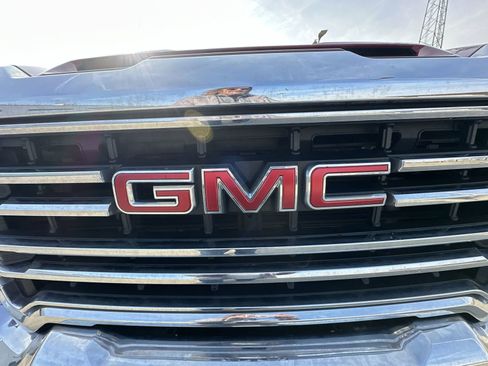 Used 2021 GMC Sierra 2500 SLT w/ SLT Convenience Package image 29