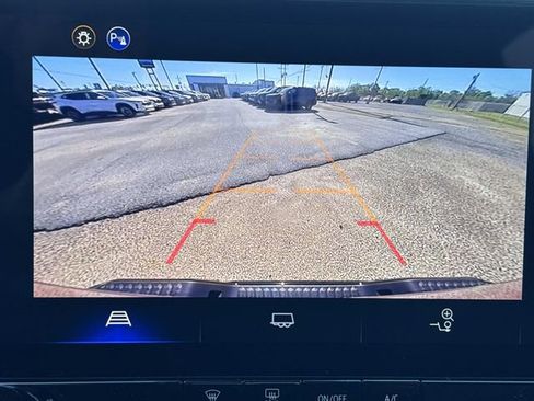 New 2026 Chevrolet Colorado W/T image 15