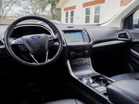 Used 2019 Ford Edge SEL w/ Equipment Group 201A image 15
