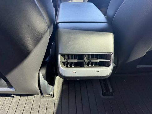 Used 2022 Tesla Model 3 Performance AWD/4WD image 21