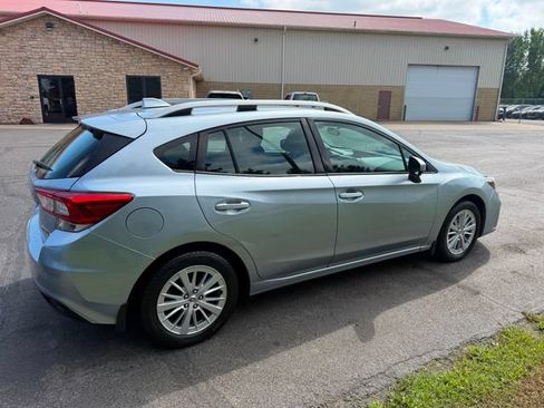 Used 2017 Subaru Impreza 2.0i Premium AWD/4WD image 4
