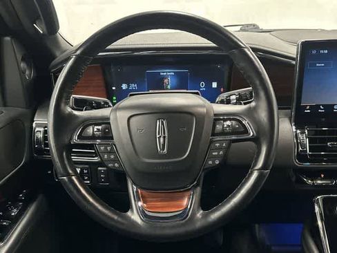 Used 2024 Lincoln Navigator Reserve image 15