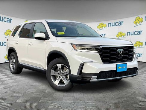 New 2025 Honda Pilot EX-L image 1