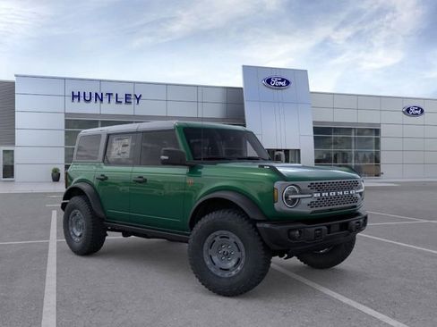 New 2025 Ford Bronco Badlands AWD/4WD image 7
