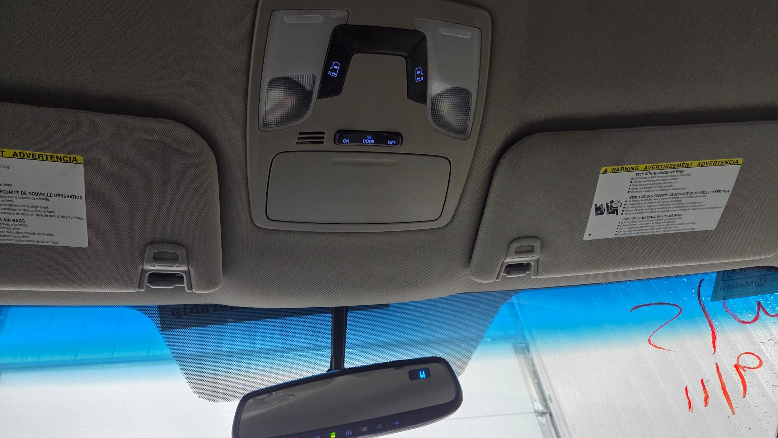 Used 2017 Toyota Sienna LE FWD image 9