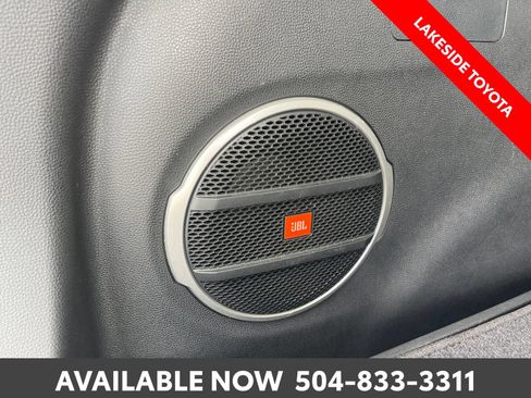 Used 2023 Toyota Corolla Cross XLE w/ Convenience Package AWD/4WD image 20