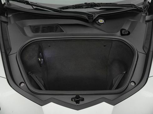 Used 2022 Chevrolet Corvette Stingray Premium Conv w/ Z51 Performance Package RWD image 15