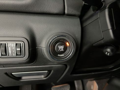 Used 2016 Maserati Ghibli 4dr Sdn image 27