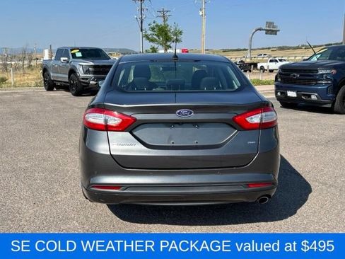 Used 2016 Ford Fusion SE FWD image 4