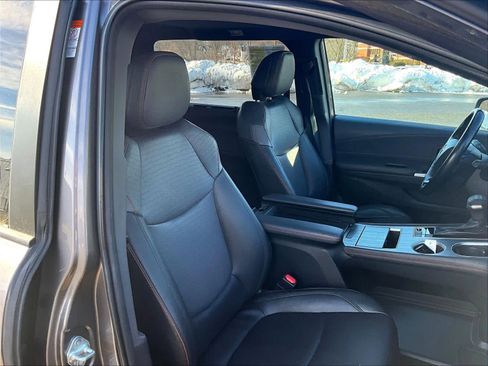 Used 2021 Toyota Sienna XSE w/ XSE Plus Package AWD/4WD image 11