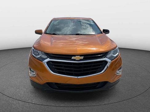 Used 2018 Chevrolet Equinox LT FWD image 3
