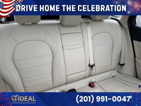 Used 2021 Mercedes-Benz GLC 300 4MATIC image 23