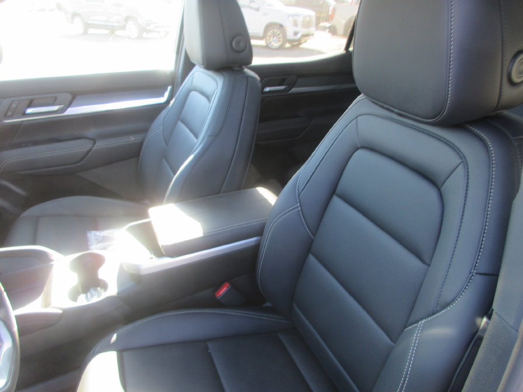 New 2027 GMC Terrain Elevation w/ Elevation Premium Package FWD image 11