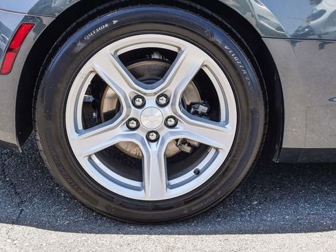 Used 2017 Chevrolet Camaro LS RWD image 9