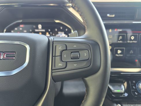 Used 2025 GMC Sierra 1500 AT4 image 24