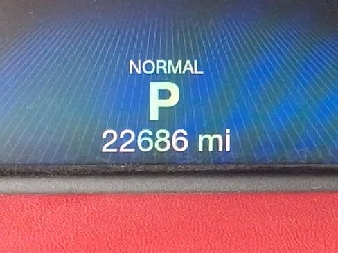 Used 2019 Maserati Levante Trofeo image 21