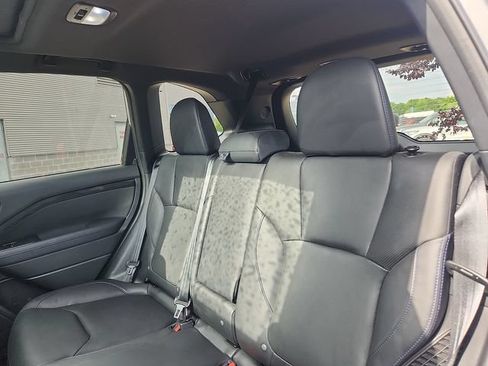 Used 2025 Subaru Forester Limited AWD/4WD image 25