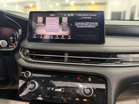 Used 2023 INFINITI QX60 Sensory w/ Vision Package AWD/4WD image 31