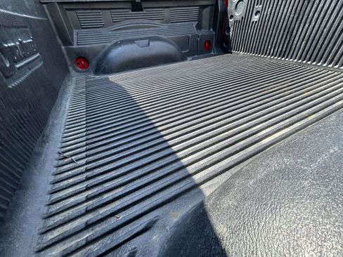 Used 2024 RAM 1500 Laramie AWD/4WD image 16