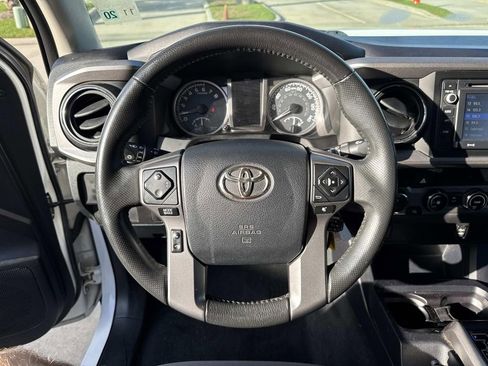 Used 2017 Toyota Tacoma SR5 w/ Tow Package image 24