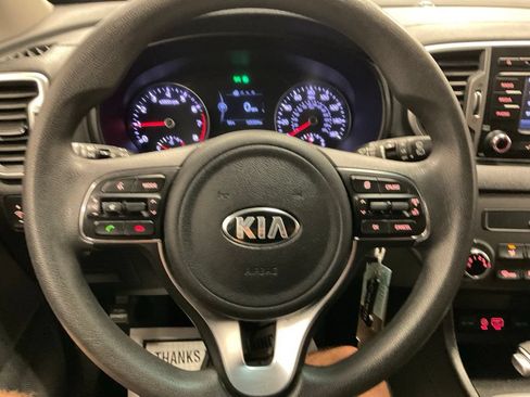 Used 2017 Kia Sportage LX AWD/4WD image 13