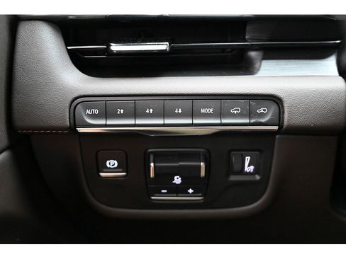 Used 2022 Cadillac Escalade Premium Luxury w/ Performance Package image 47