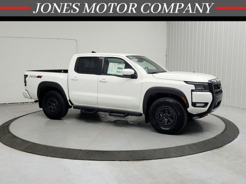 New 2026 Nissan Frontier PRO-4X w/ Pro-4x Convenience Package image 1