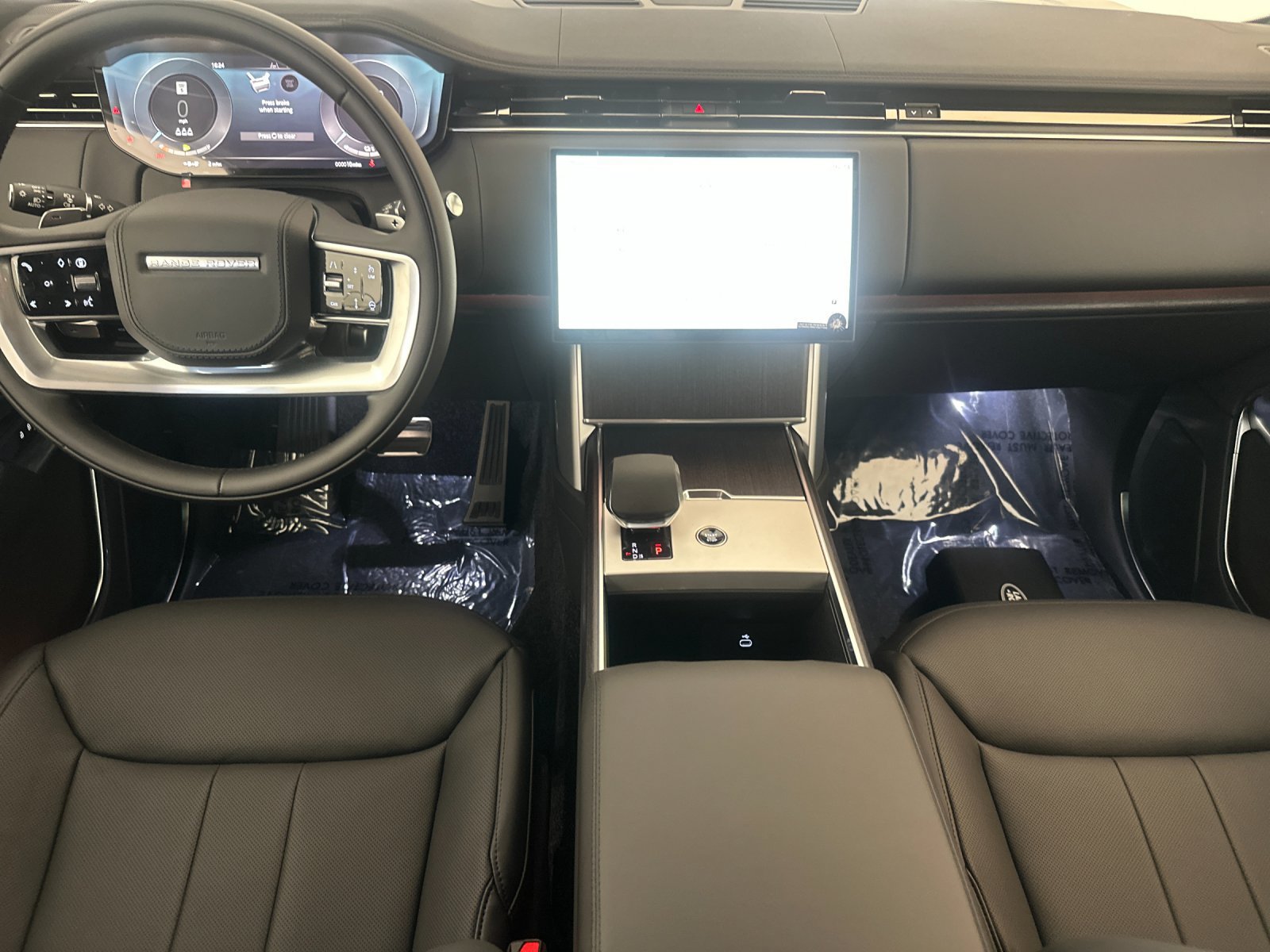 New 2026 Land Rover Range Rover SE AWD/4WD image 13