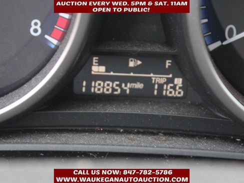 Used 2012 MAZDA MAZDA3 i Touring FWD image 9