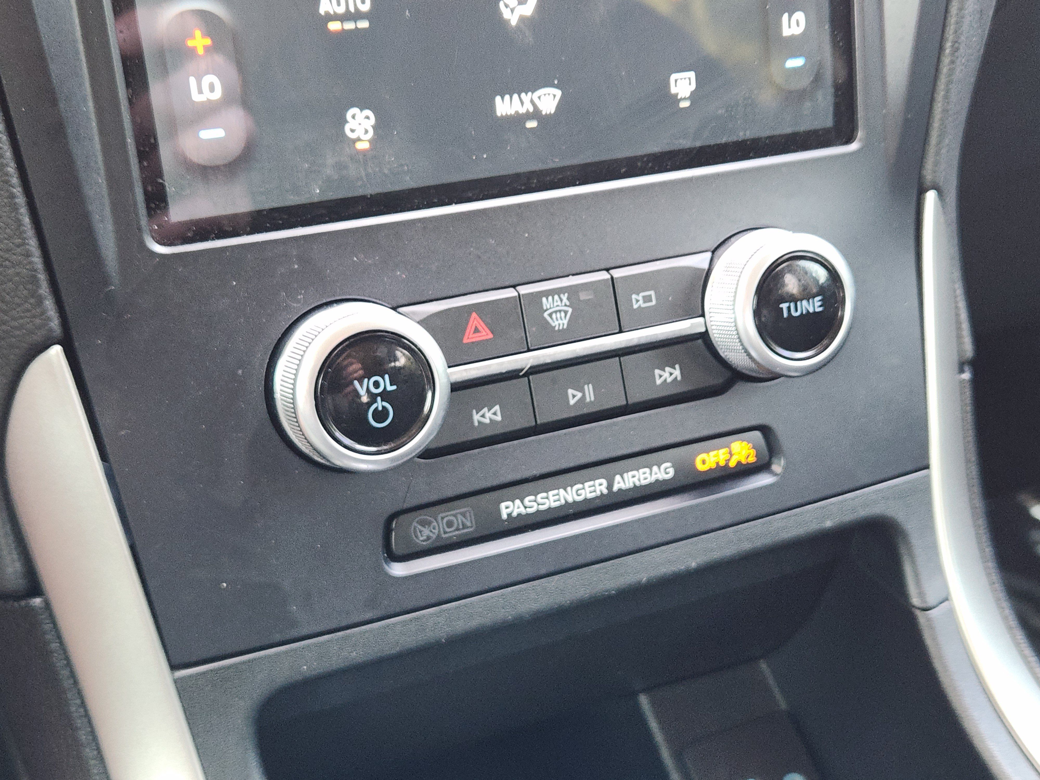 Used 2022 Ford Edge SE AWD/4WD image 22