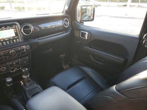 Used 2021 Jeep Wrangler Unlimited Sahara image 13