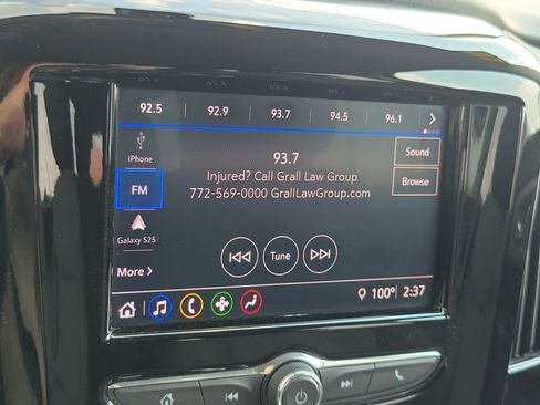 Used 2020 Chevrolet Traverse LS FWD image 21