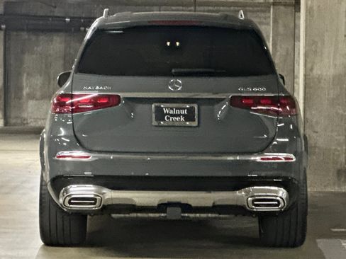 New 2026 Mercedes-Benz Maybach GLS 600 4MATIC image 9