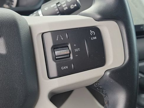 Used 2023 Land Rover Defender 110 AWD/4WD image 30