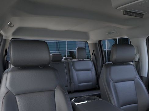 New 2026 Ford F250 Lariat w/ Black Appearance Package image 22