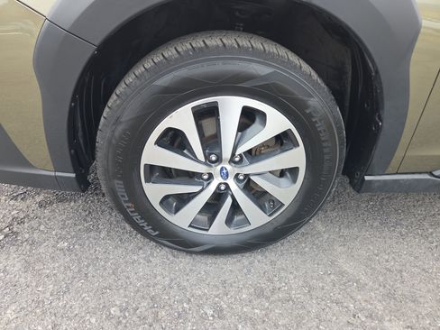 Certified 2023 Subaru Outback Premium image 11