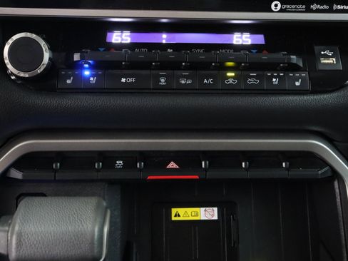 Used 2023 Toyota Tundra Limited w/ Power Package image 21