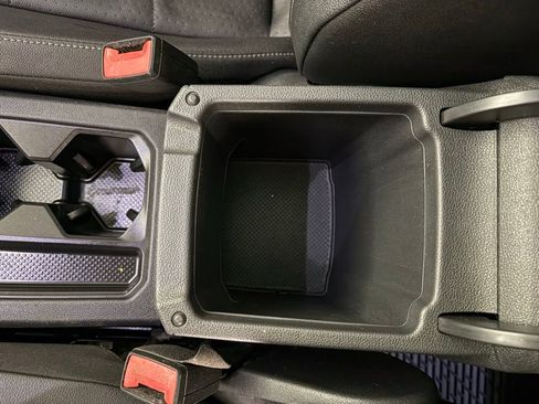 Used 2019 Volkswagen Tiguan SEL image 32