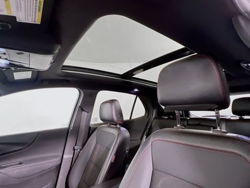 Used 2022 Chevrolet Equinox RS image 21