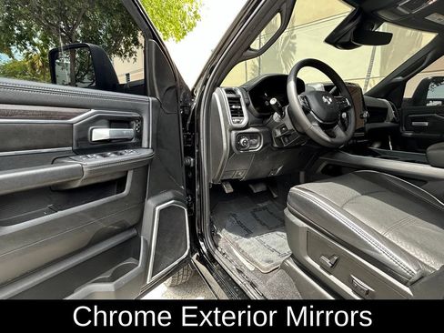 Used 2025 RAM 3500 Laramie w/ Max Tow Package AWD/4WD image 15