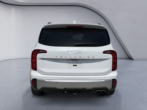 Used 2024 Kia Telluride S w/ S Sunroof Package FWD image 5