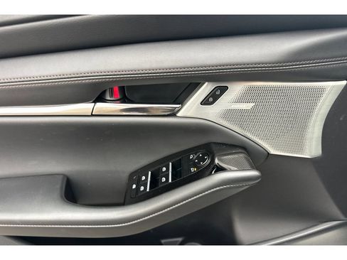 New 2026 MAZDA MAZDA3 2.5 S Hatchback w/ Premium Pkg FWD image 9