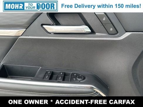 Used 2025 GMC Acadia Elevation image 25