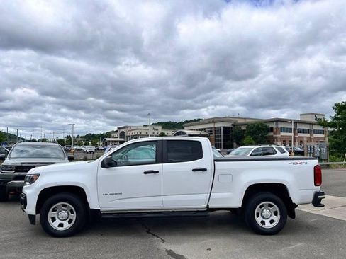 Used 2021 Chevrolet Colorado W/T w/ WT Convenience Package AWD/4WD image 2