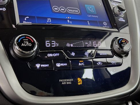 Used 2024 Nissan Murano SV w/ SV Midnight Edition Package image 23