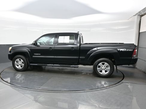 Used 2014 Toyota Tacoma 4x4 Double Cab w/ TRD Sport Package image 3