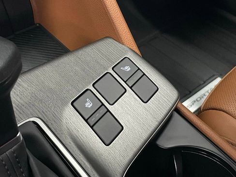 New 2026 Kia Sportage X-Line w/ X-Line Technology Package AWD/4WD image 17